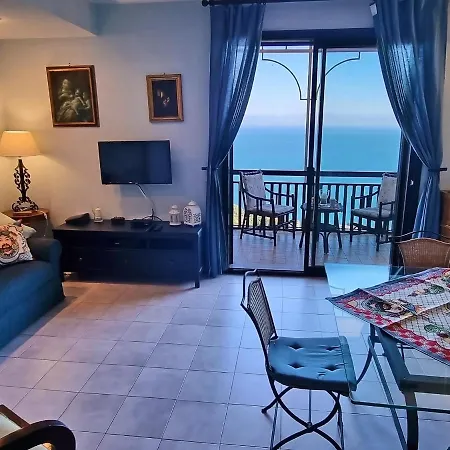 Apartment Little Paradise