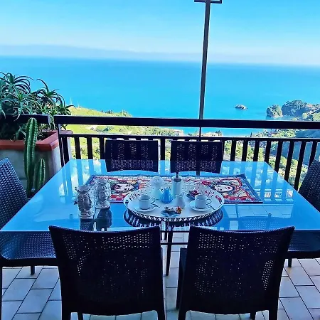 Apartment Little Paradise